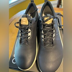 Women’s Ecco Navy Golf Shoes Modern Low-Top Comfort